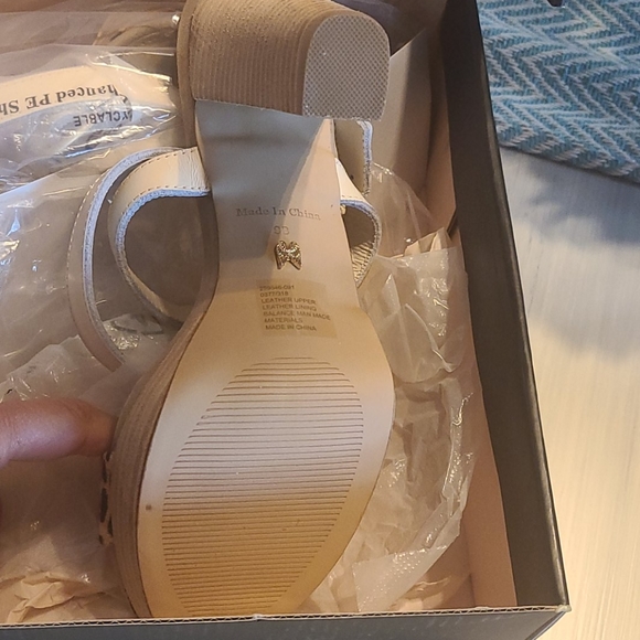 Victoria's secret 👠 - Picture 3 of 7